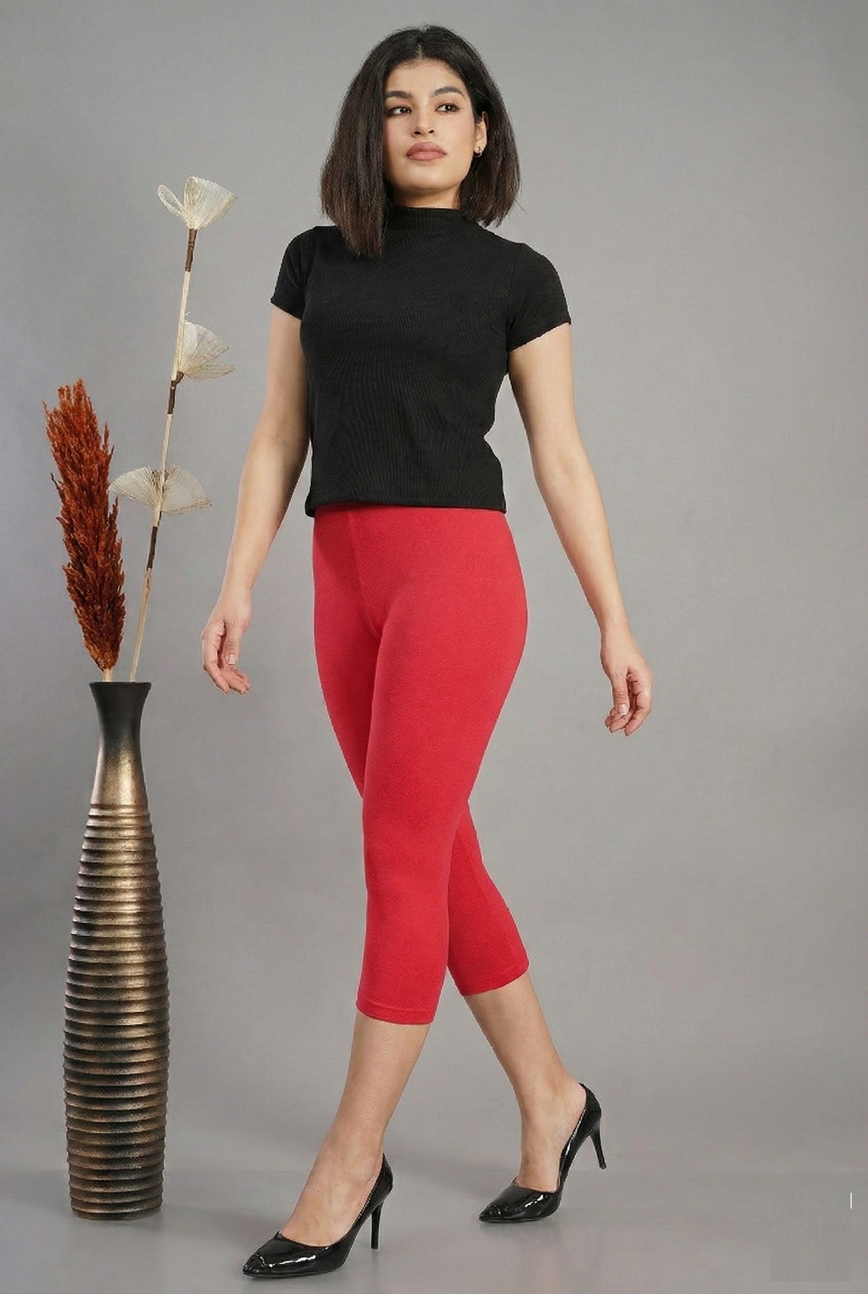 Shsuvia Women's Mid Waist Stretchable Cropped 3/4th Length Leggings