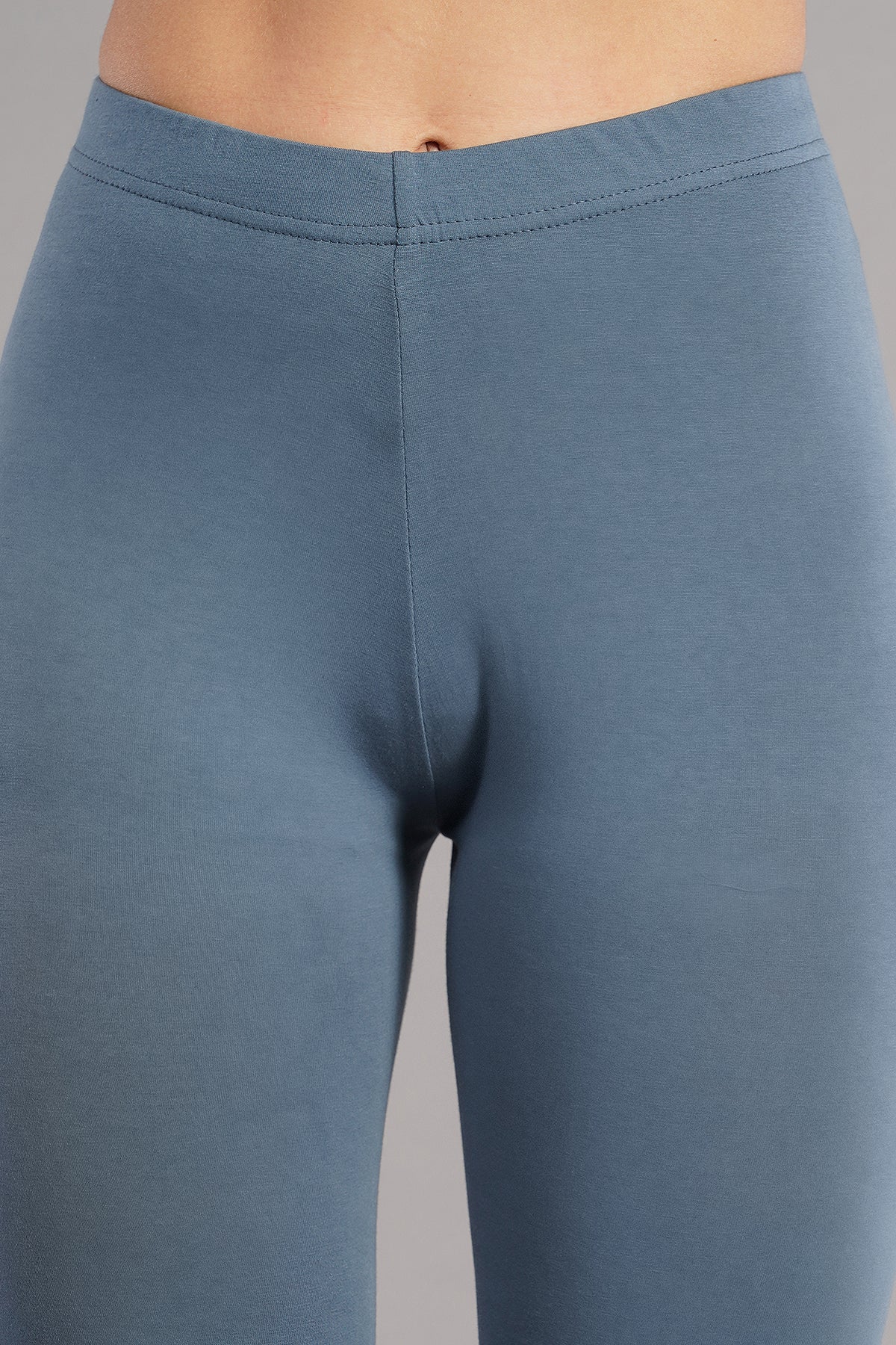 Shsuvia Women's Mid Waist Stretchable Cropped 3/4th Length Leggings